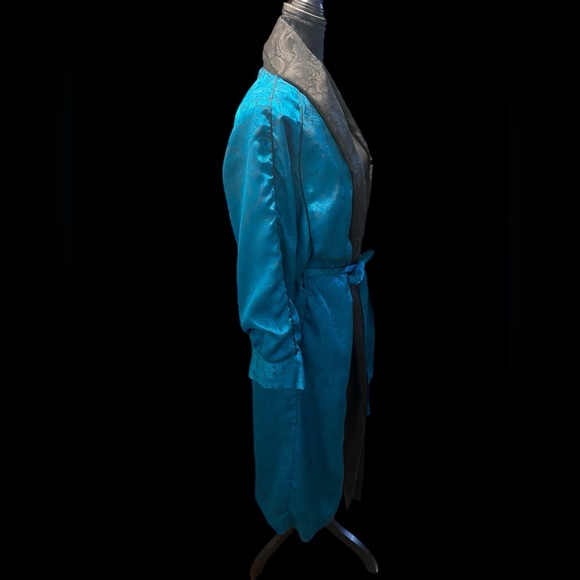 The Lingerie Collection Robe Sz Small - Picture 4 of 12